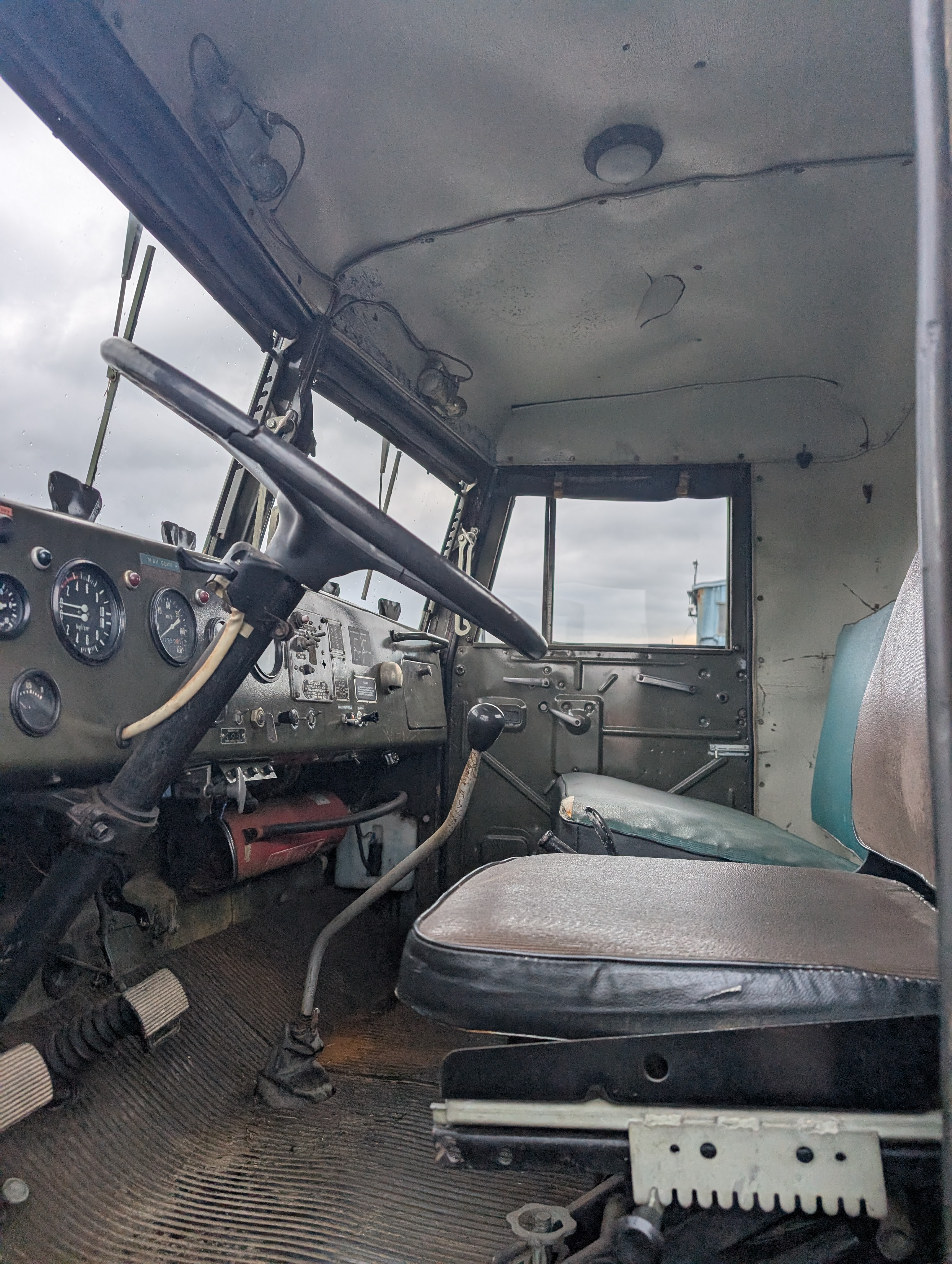 KRAZ-255B