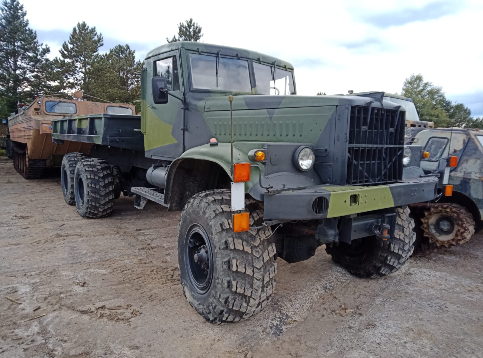 KRAZ-255B
