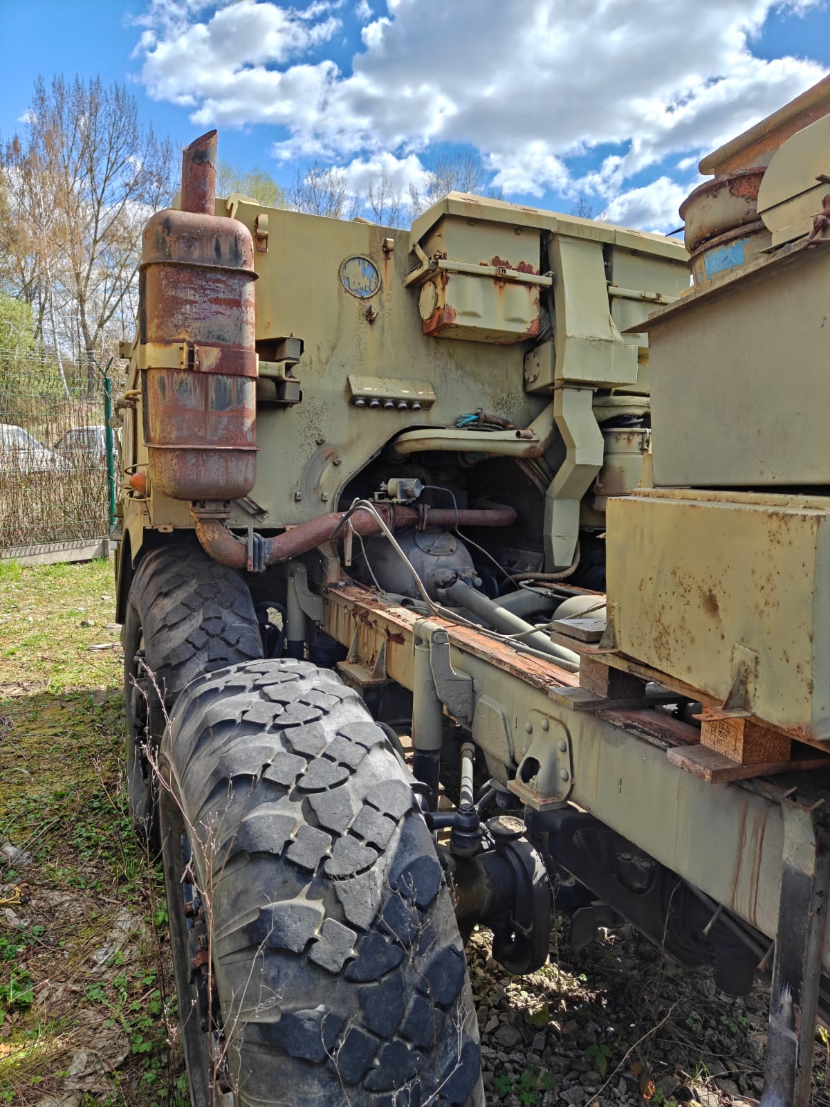 Tatra T813 RM70 GRAD