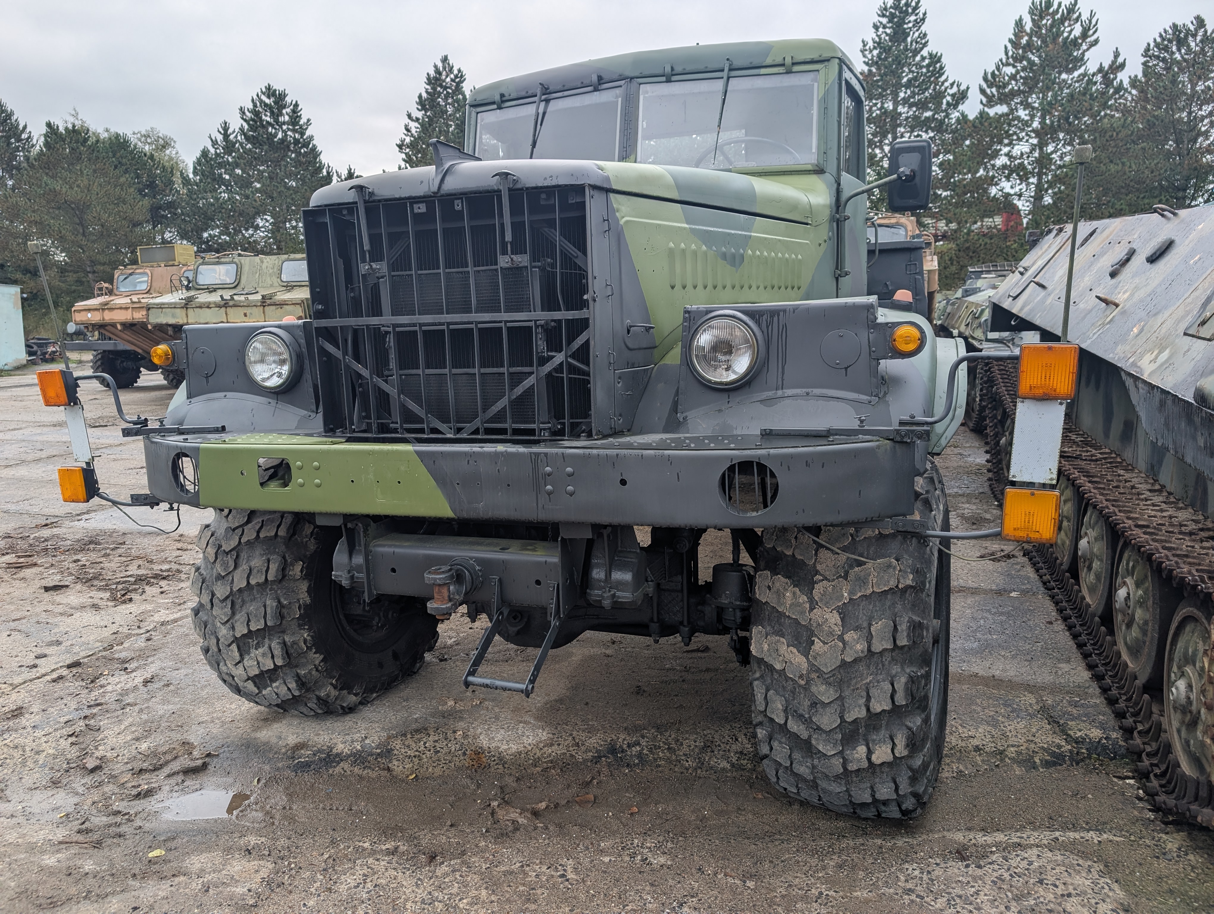KRAZ-255B